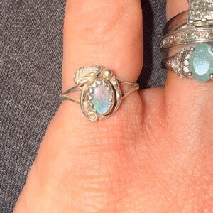 Vintage artesian Leaf Vine Sterling Silver Opal Ring - Iridescent Blue-Green
